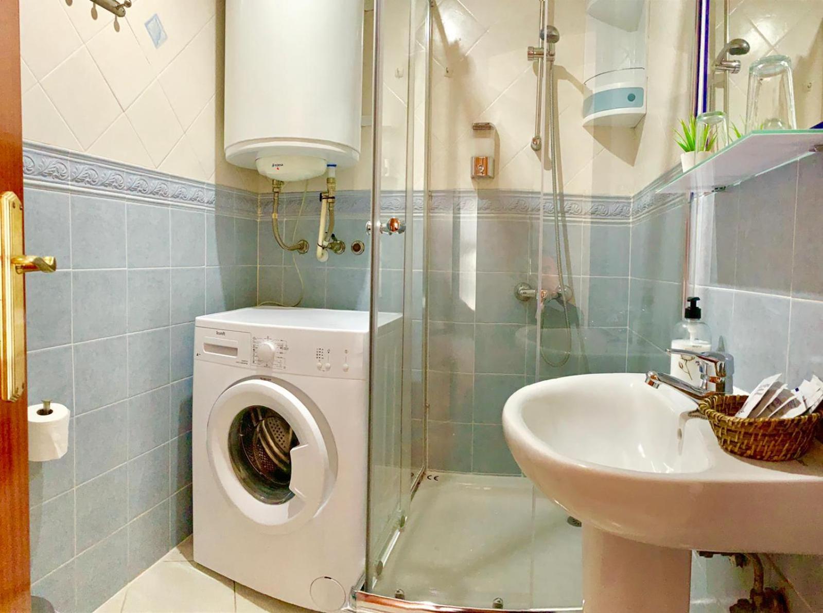 Apartamento Capri Los Boliches Wifi Gratis Beach 100M Fuengirola Dış mekan fotoğraf